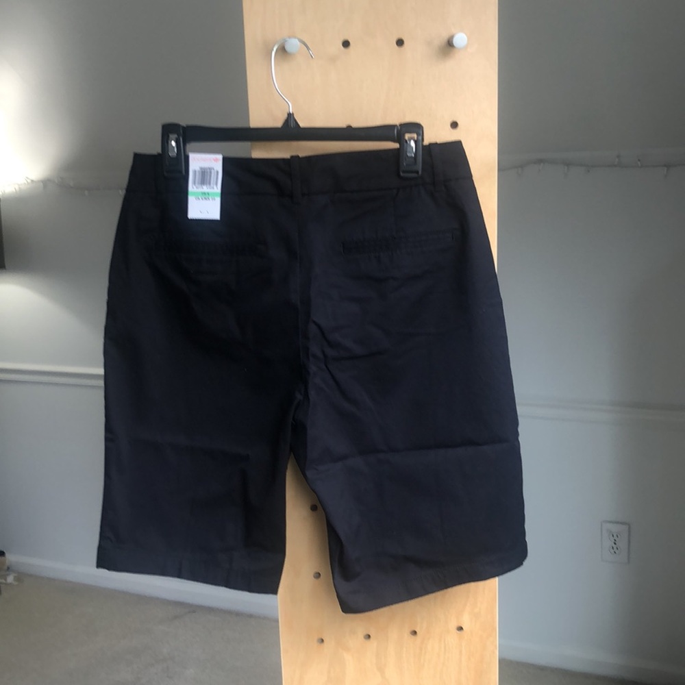 NWT Dockers Womens Metro Bermuda Shorts - Picture 2 of 16